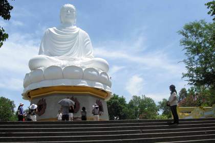 Longshan Temple