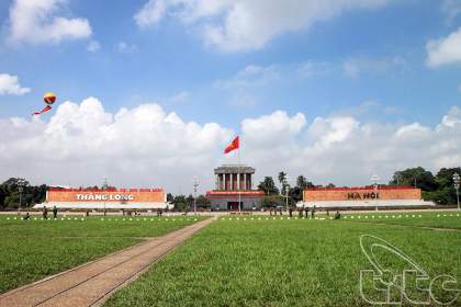 Ho Chi Minh Mausoleum