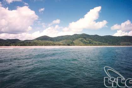 Ngoc Vung Island and beach