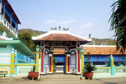 Monuments of the Large (temple Tran)